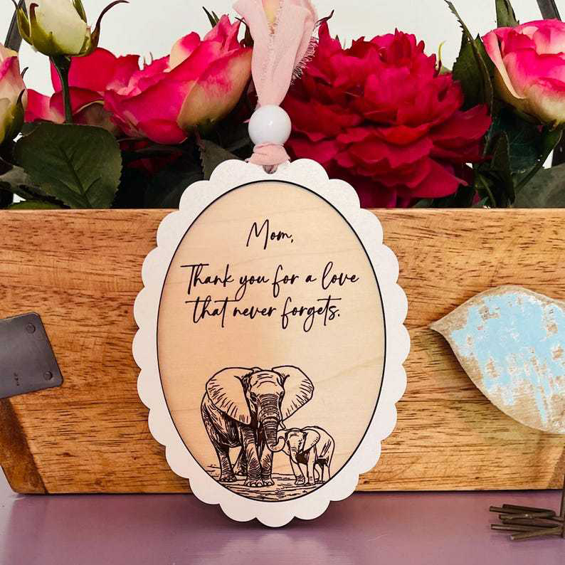 Precious Mother’s Day Vintage Style Engraved Ornament