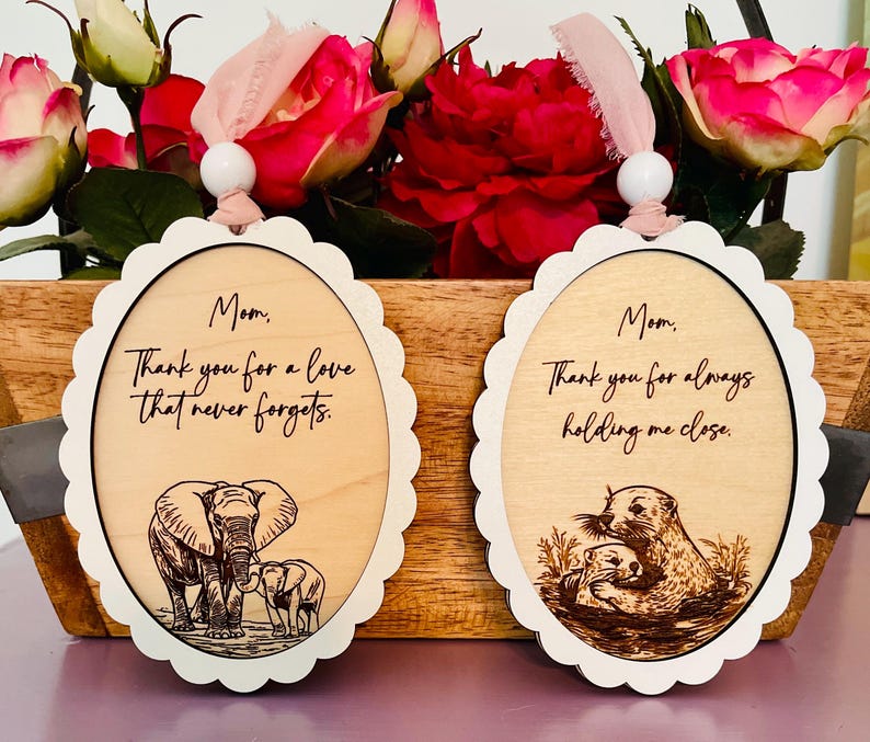 Precious Mother&rsquo;s Day Vintage Style Engraved Ornament