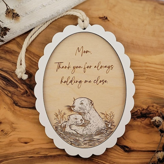 Precious Mother’s Day Vintage Style Engraved Ornament