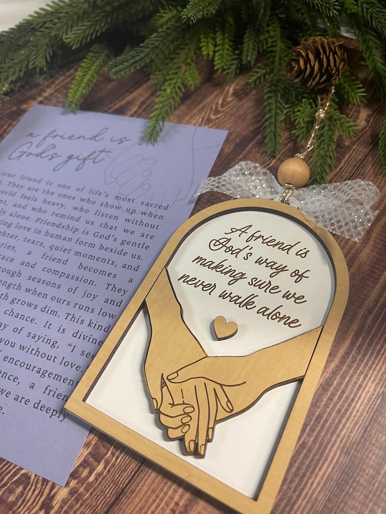 友谊装饰品及故事卡片