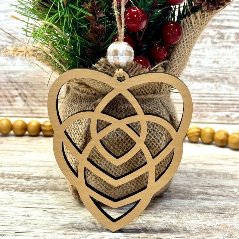 💖Celtic heart mother’s ornament keepsake