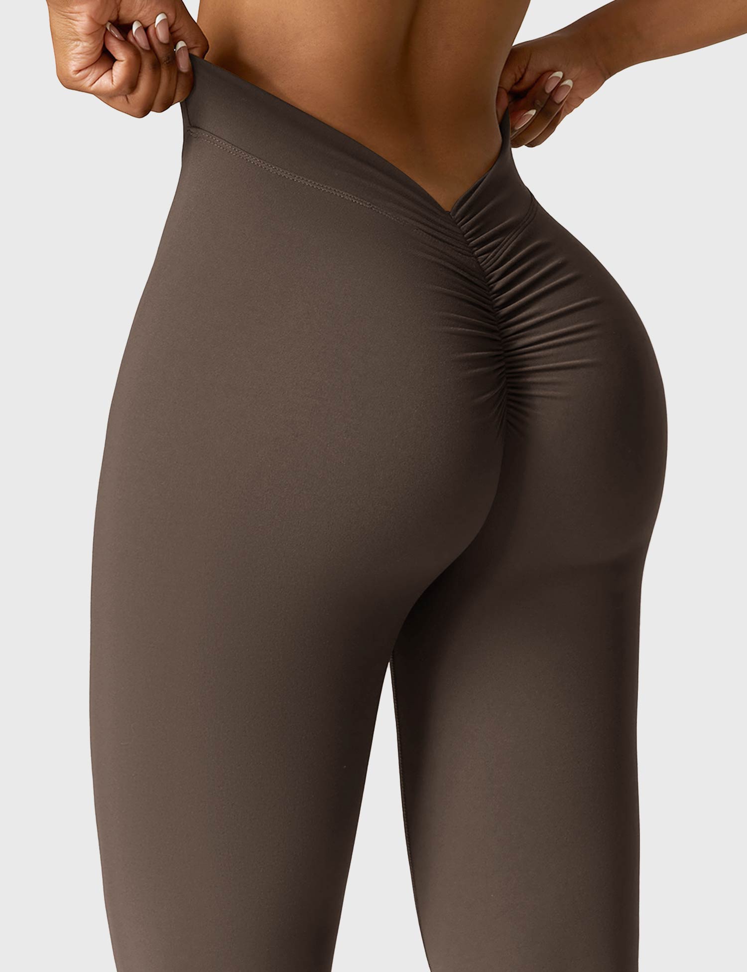 🔥2024 NEW V-back Flare Leggings