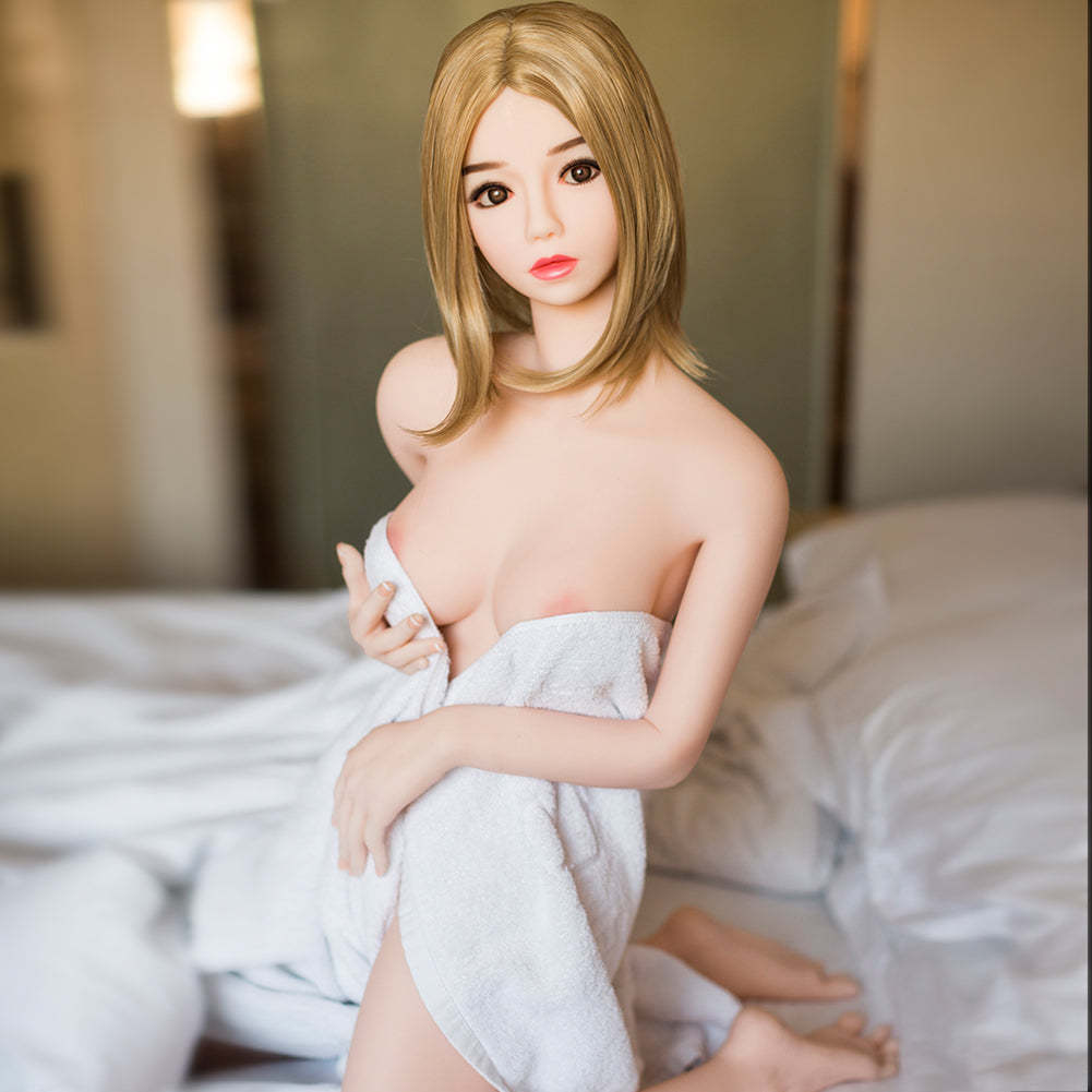 Belle -140cm. (4'7") Stylish Sex Doll