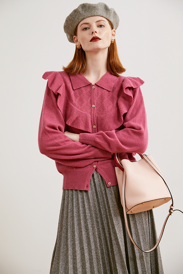 温柔氛围感玫红色毛衣 宽松显瘦软糯针织上衣