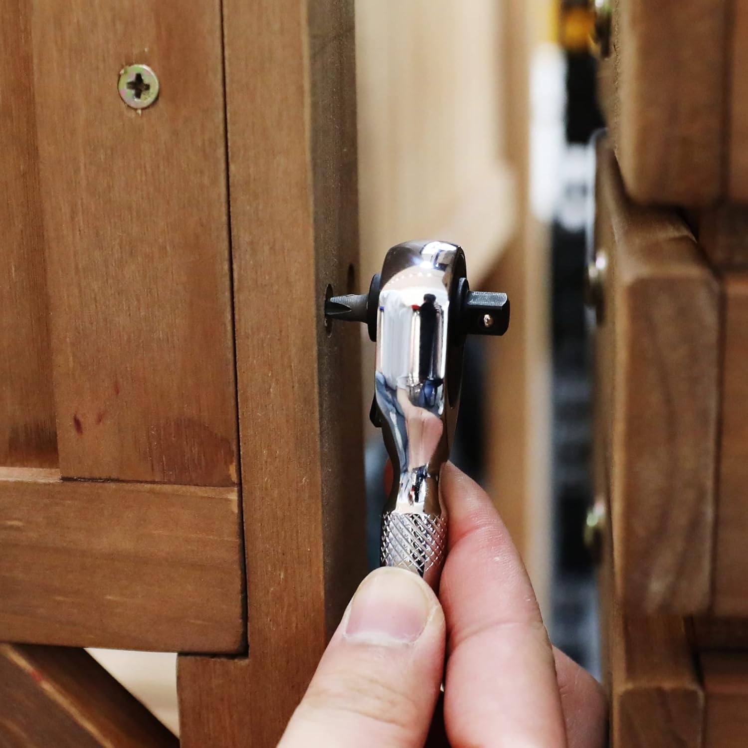 1/4-Inch Stubby Ratchet Wrench, Socket&Bit Driver, 72-Tooth, Chrome Alloy Made, Chrome Plated Finish