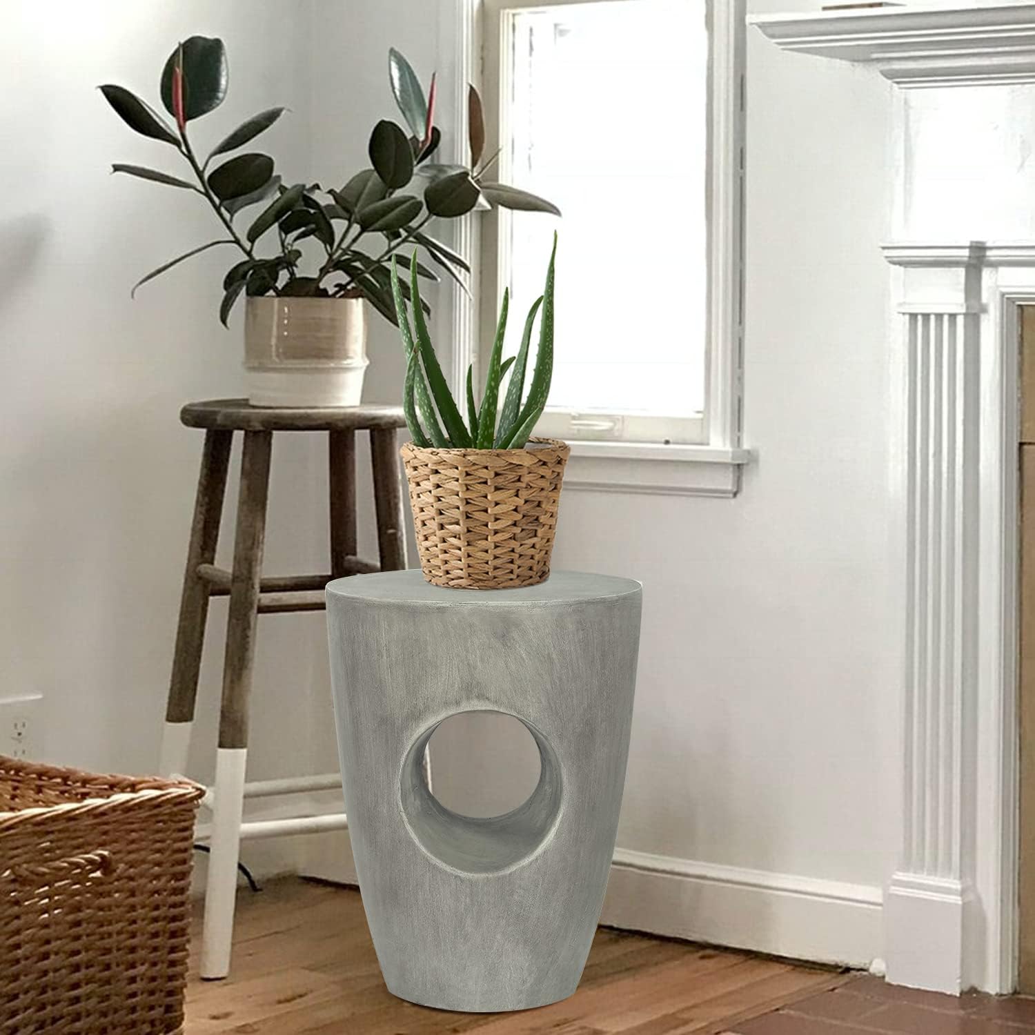 18.11" H Concrete Side Table for Outdoor, Modern Accent End Coffee Table Drink Table Nightstand
