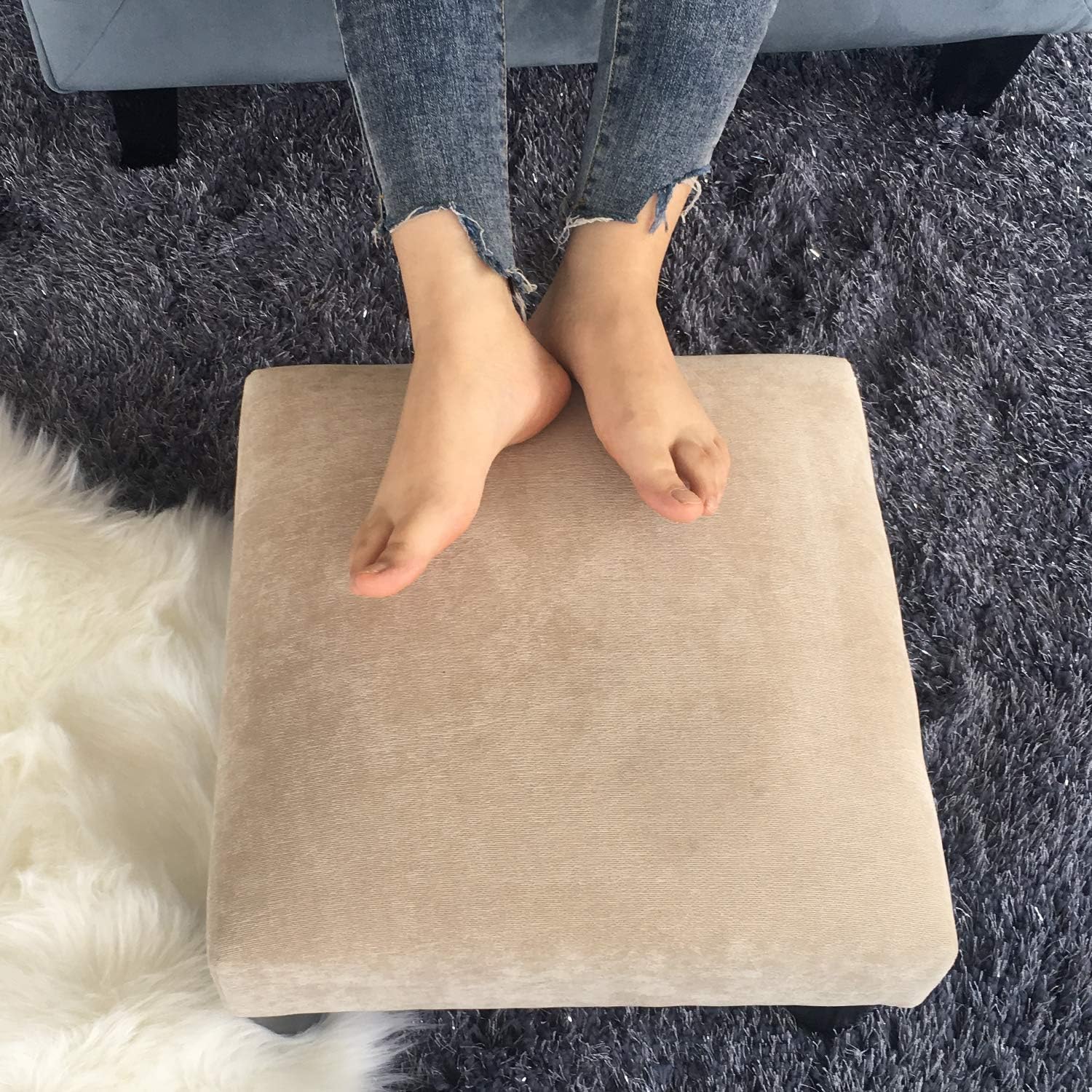 Small Footstool Geometric Art – Cuboid & Cylinder