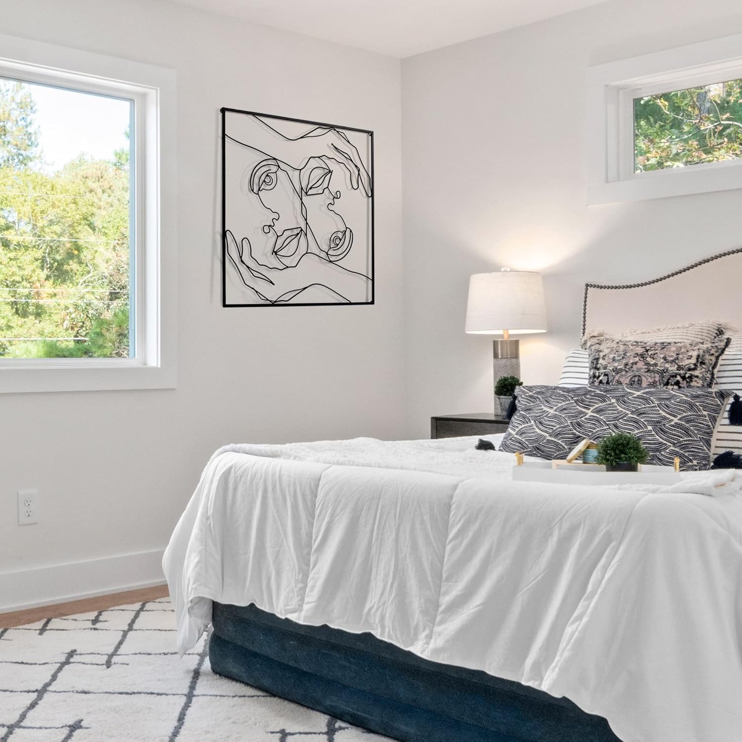 Metal Minimalist Face Wall Art Framed Abstract Wall Art, 23 x 23 inch Black Simple Line Home Hanging Wall Sculptures