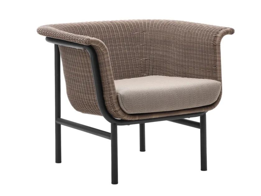 Wicker Indoor/Outdoor Armchair with Armrests