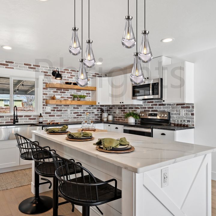 Raindrop round chandelier 8"(cord)