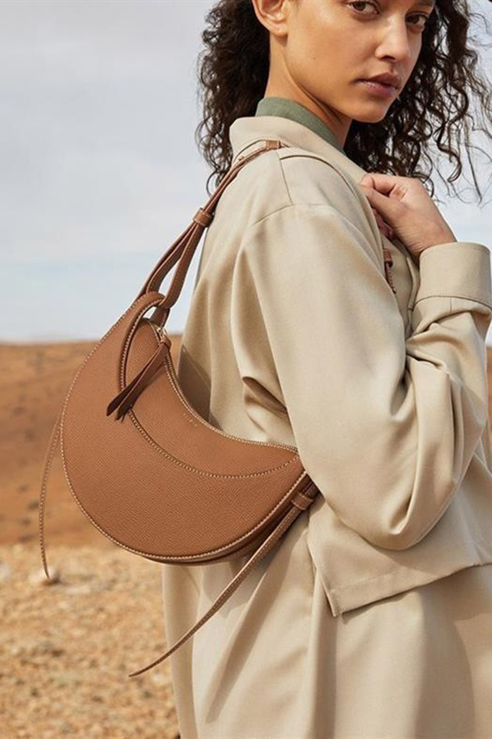 Fashion Camel Solid Zipper Leather Shoulder Bag