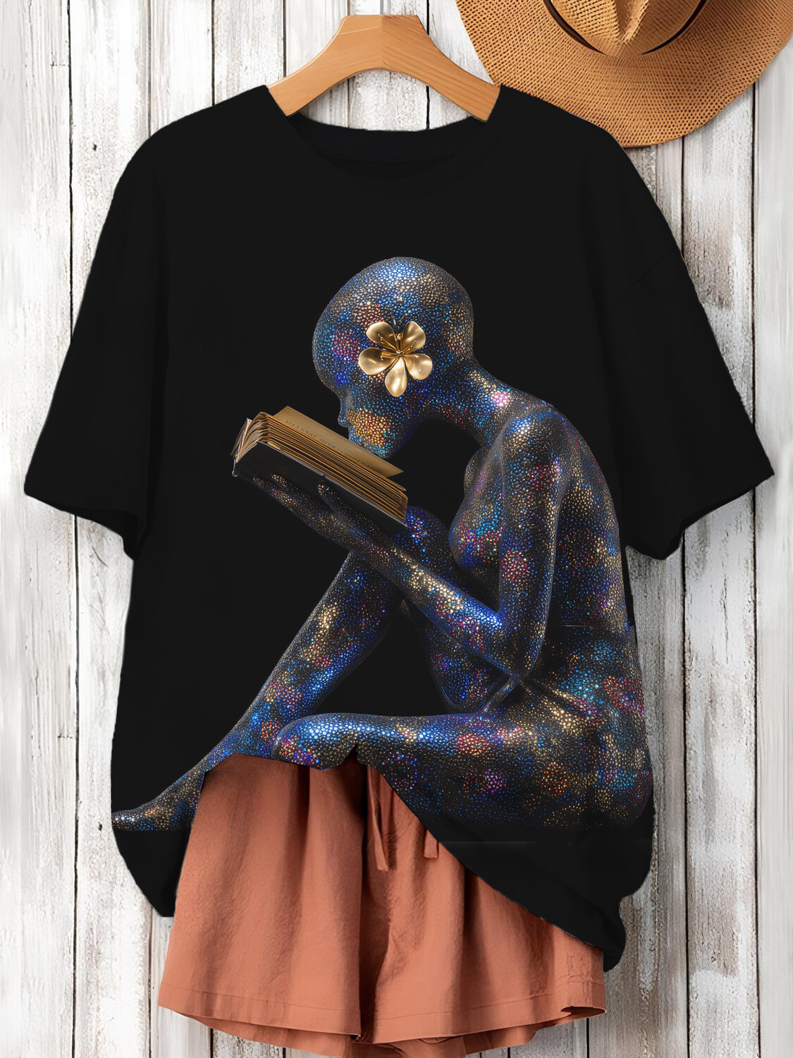 Women's Black Girl Reading Diamond Sculpture Print Casual T-Shirt-Styleame