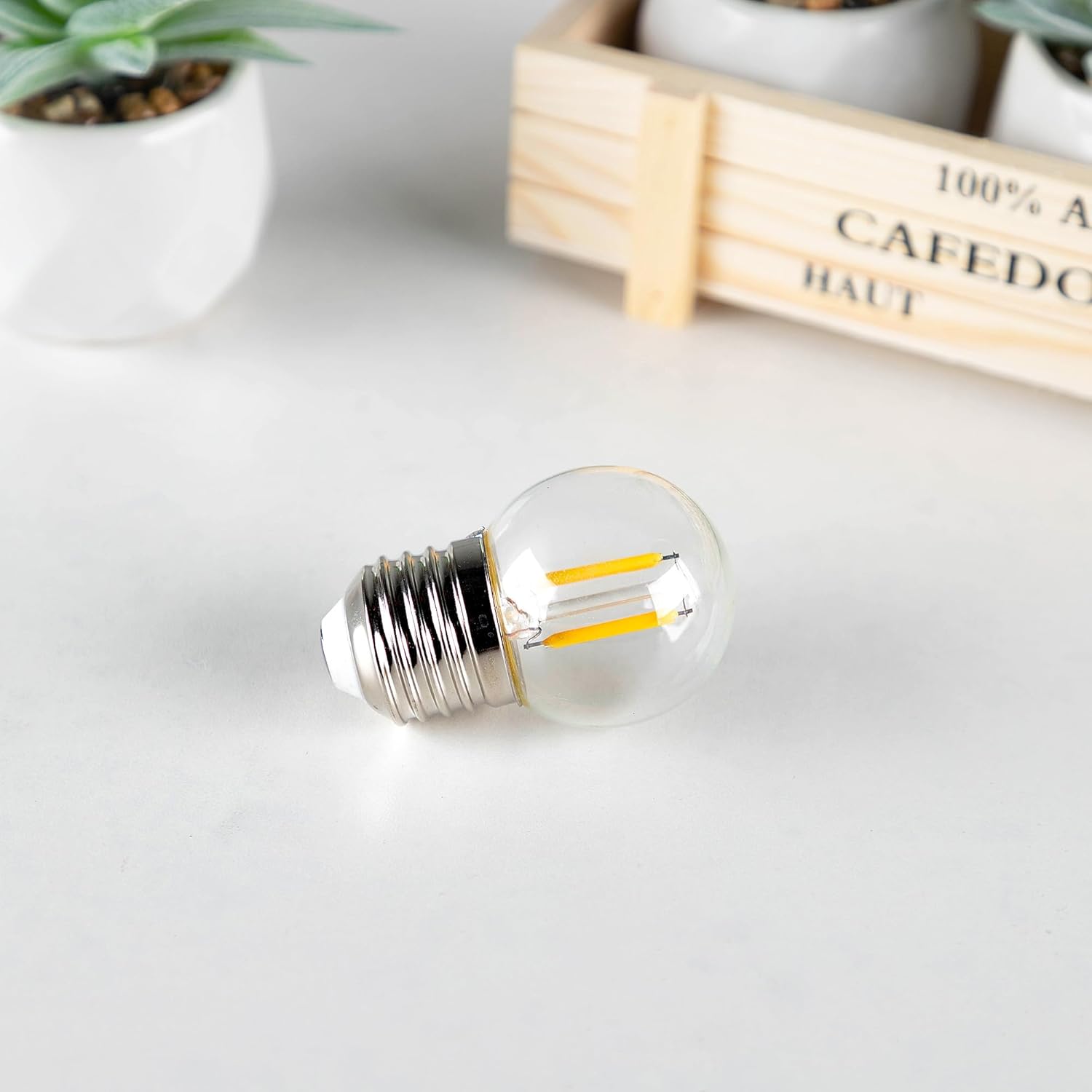 E26 Low Light Bulbs,1Watt G40 Edsion Small LED Light Bulbs Equal to 10w Incandescent,2700k Warm White for Bedside Lights, Wall Lights, Porch Lights, Courtyard Light Strings,230V,2Pcs