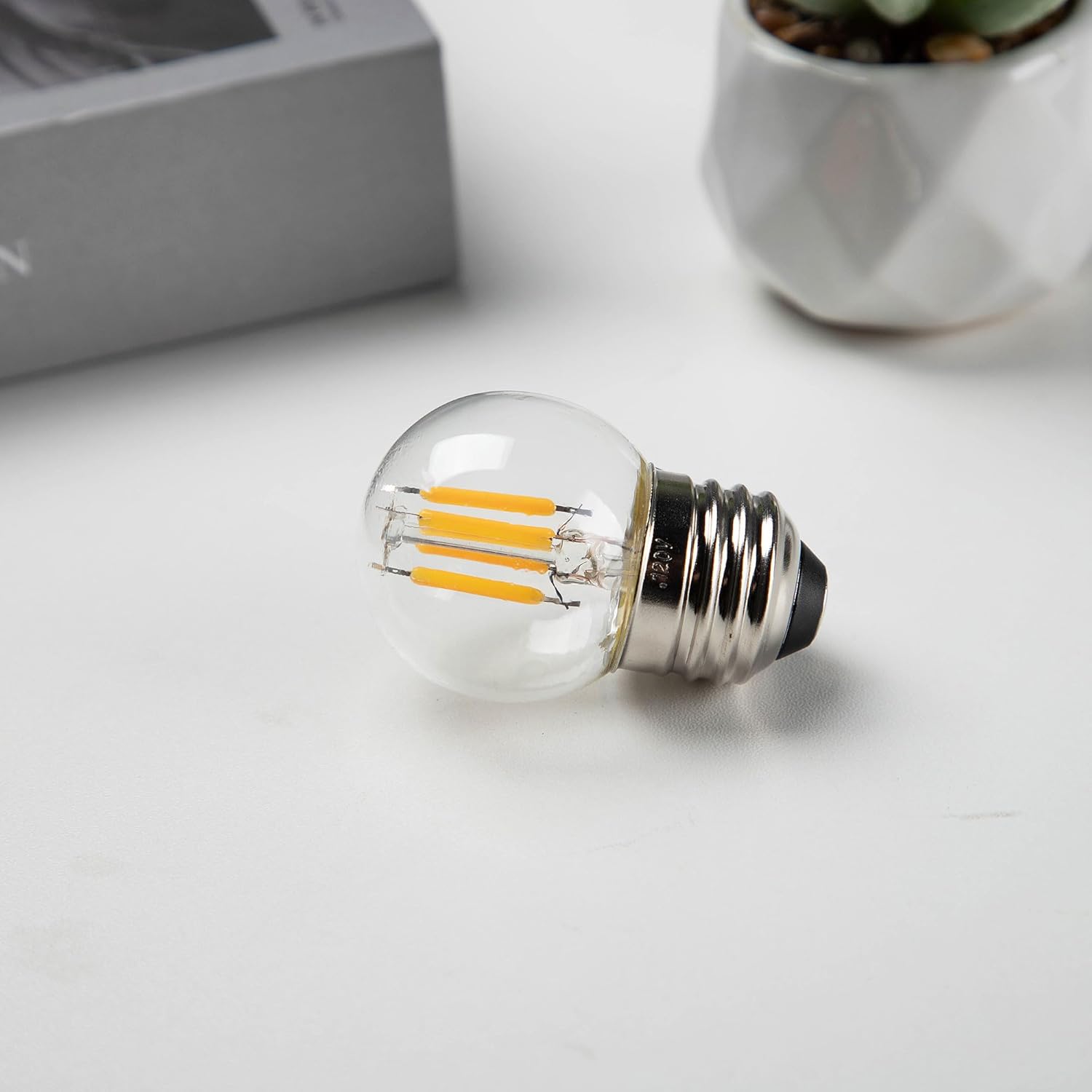 Dimmable Low Watt LED Bulbs 3 Watt, 25 Watt Small Light Bulbs,E26 Screw Base G40 Globe Edison Light Bulbs,Warm White 2700K for Bedroom、Bathroom Lighting,Glass,110V,2PCS