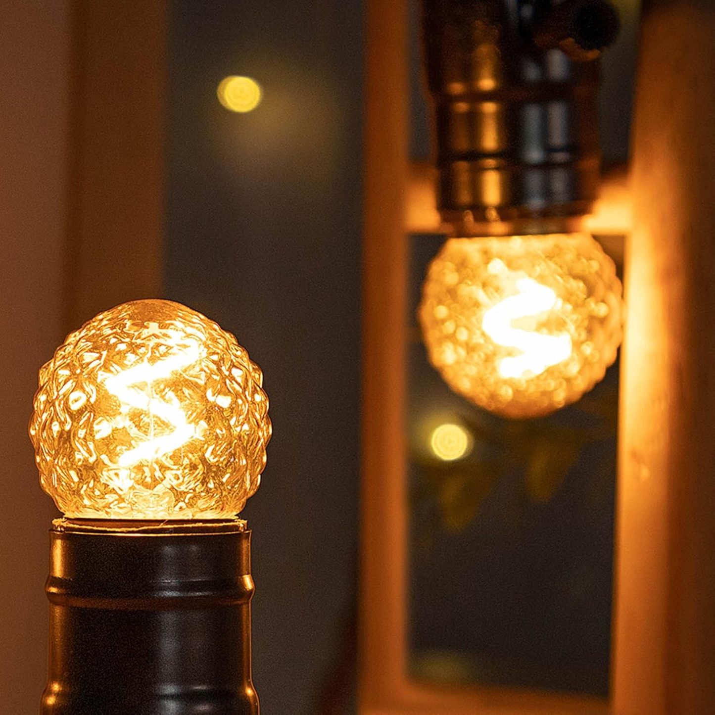 E26 Low Watt LED Amber Light Bulbs 10Watt, 1W Mini Globe Edison Small Light Bulbs,2200K Warm White Decorative Nightlight Bulbs for Indoor or Outdoor,Glass,80Lumens,2Pcs