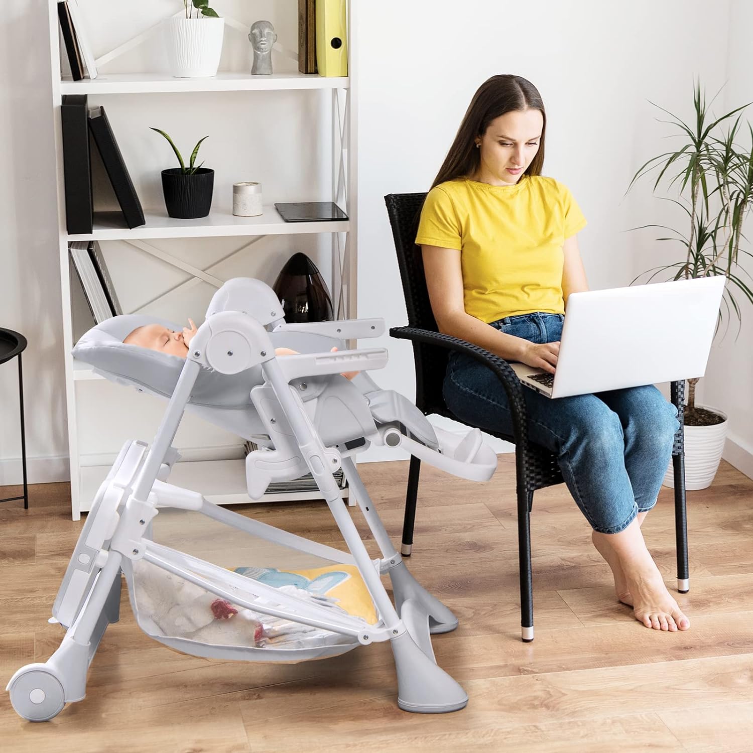 Foldable Highchair for Babies and Toddlers, Detachable Trays & PU Leather Seat Cushion