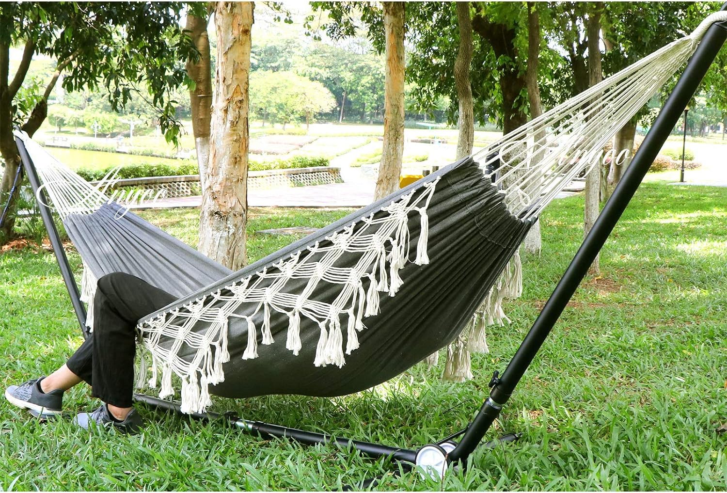 Garden Cotton Hammock Comfortable Fabric Elegant Deluxe Tassels Durable Swing Hammock Up to 450lbs Portable Hammock with Travel Bag,Perfect for Porch Patio Yard Bedroom Outdoor/Indoor