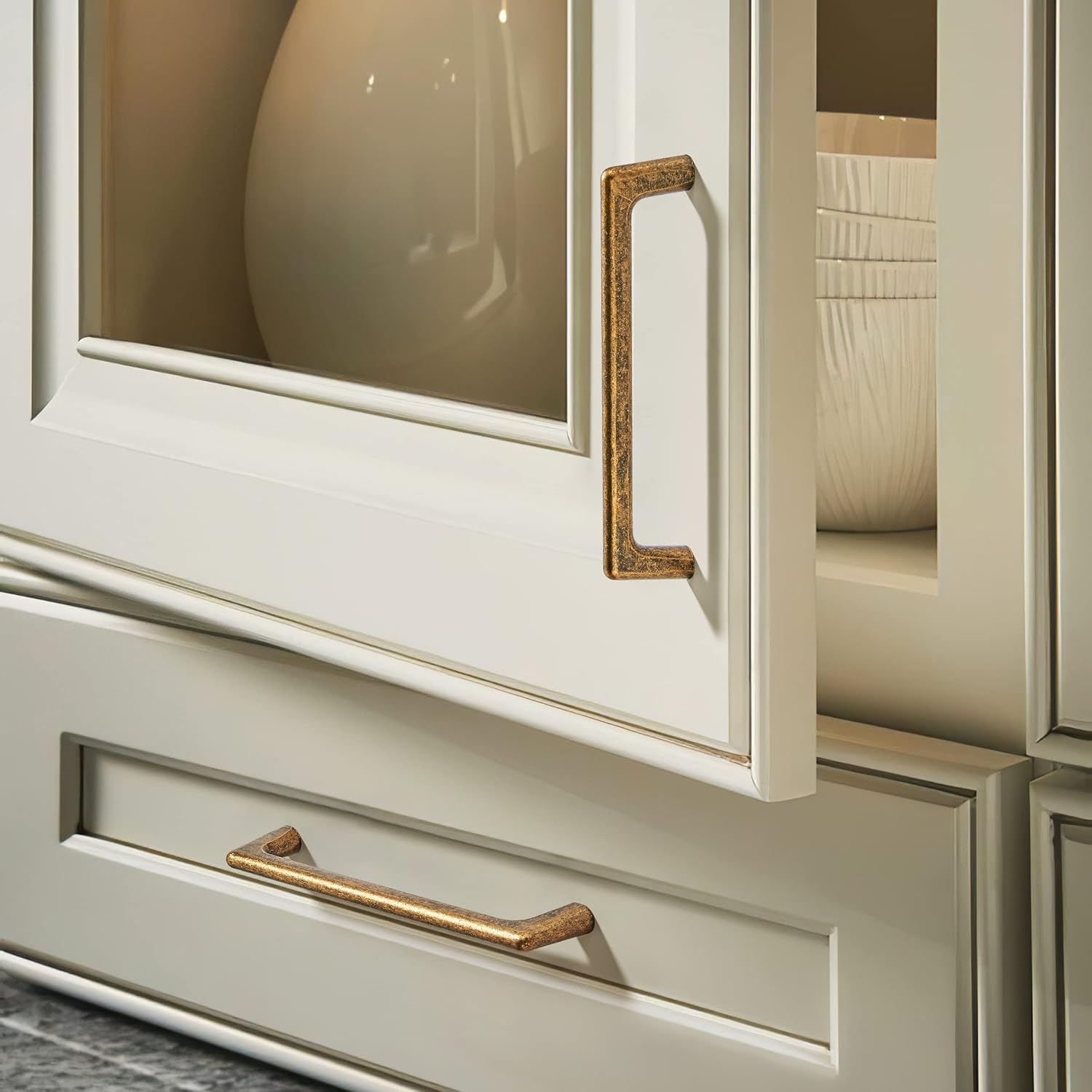 2 Pack 3 3/4 Inch(96mm) Hole Centers Vintage Antique Brass Kitchen Cabinet Pulls, Aged Brass Drawer Pulls Kitchen Cabinet Hardware for Cupboard Drawer Handles Dresser Retro Pulls