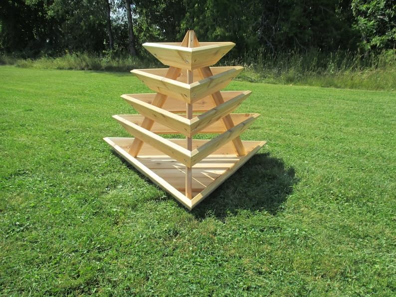 Plant Pyramid Cedar Planter 5-Level Raised Bed