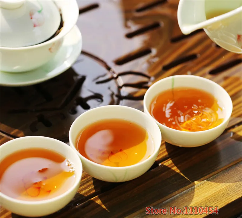  C-PE070 Free Shipping Caicheng Fragrant white moonlight old tea puer raw tea Moonlight Beauty 100g yueguangbai shen Pu'er 