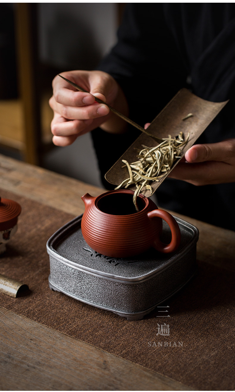 Purple Sand Xi Shi Pot_11.jpg