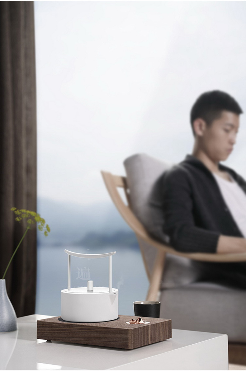 Silver Gilded Side Handle Pot_18.jpg