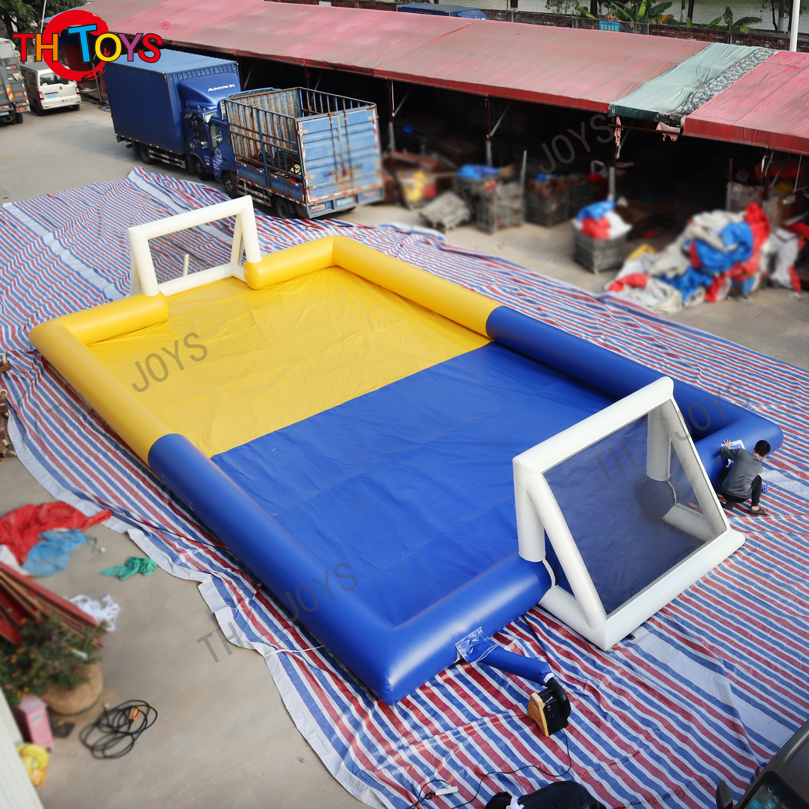 Inflatable Court-01
