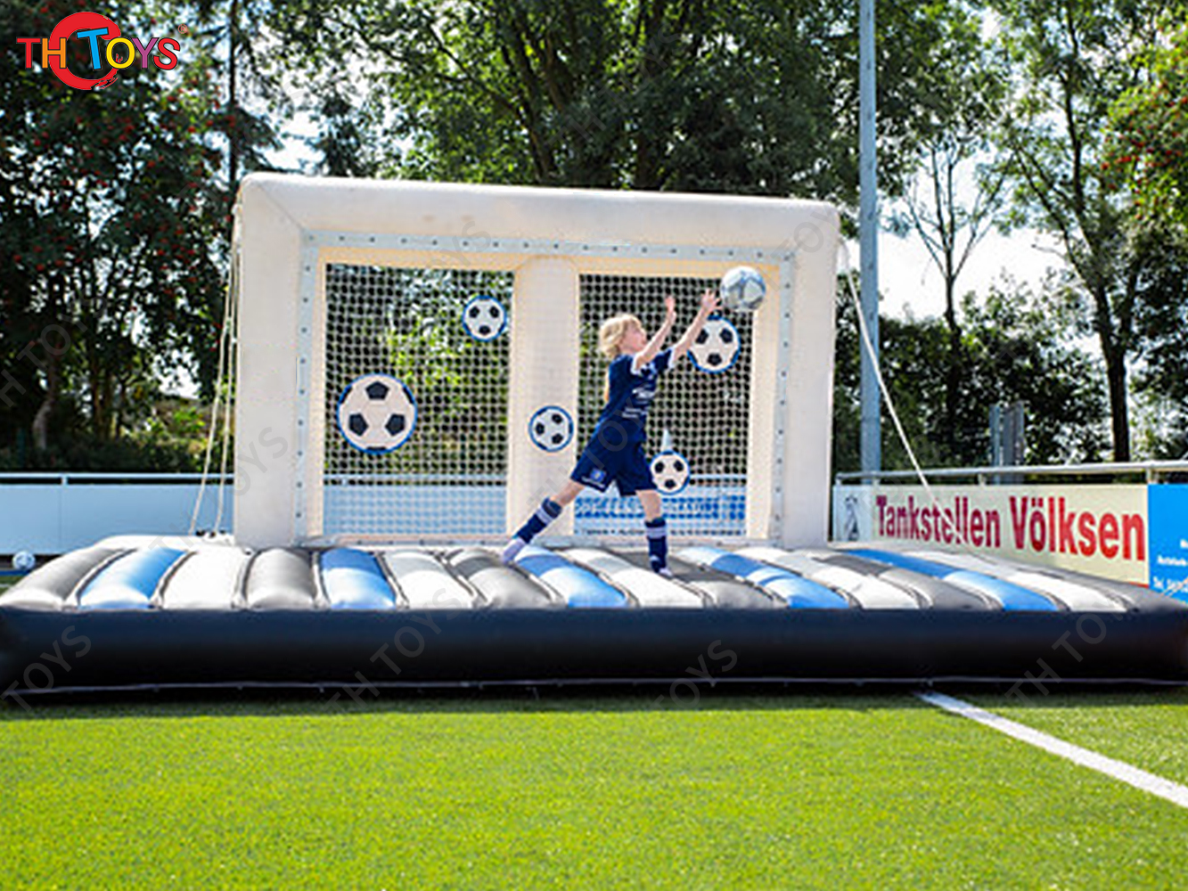 Giant Inflatable Football Goal Shooting Game Cheap Commercial Inflatable Soccer Shoot Carnival Game Toys
