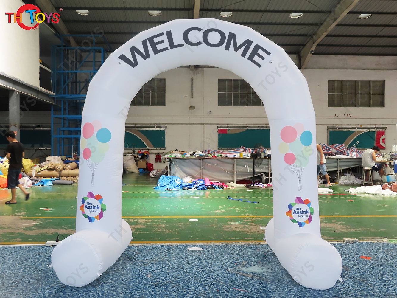 Inflatable White Heart-shaped Welcome Arch with LED light for Wedding Decoration