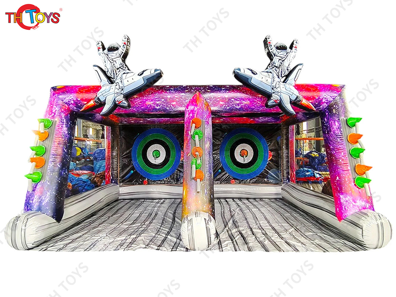 Outdoor Funny Interactive Inflatable axe throwing game,astronaut Space new design inflatable axes games