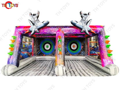 Outdoor Funny Interactive Inflatable axe throwing game,astronaut Space new design inflatable axes games