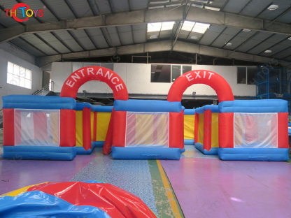 Outdoor big inflatable maze games,customized challenge game inflatable haunted house for events
