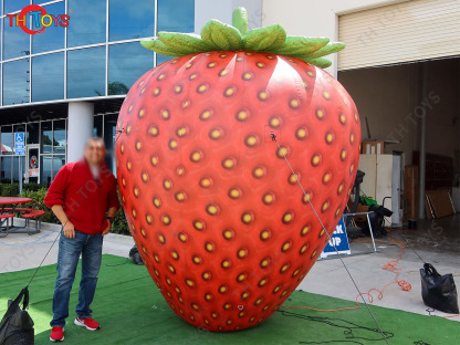 Outdoor Advertising Giant Inflatable Strawberry Fruit Model