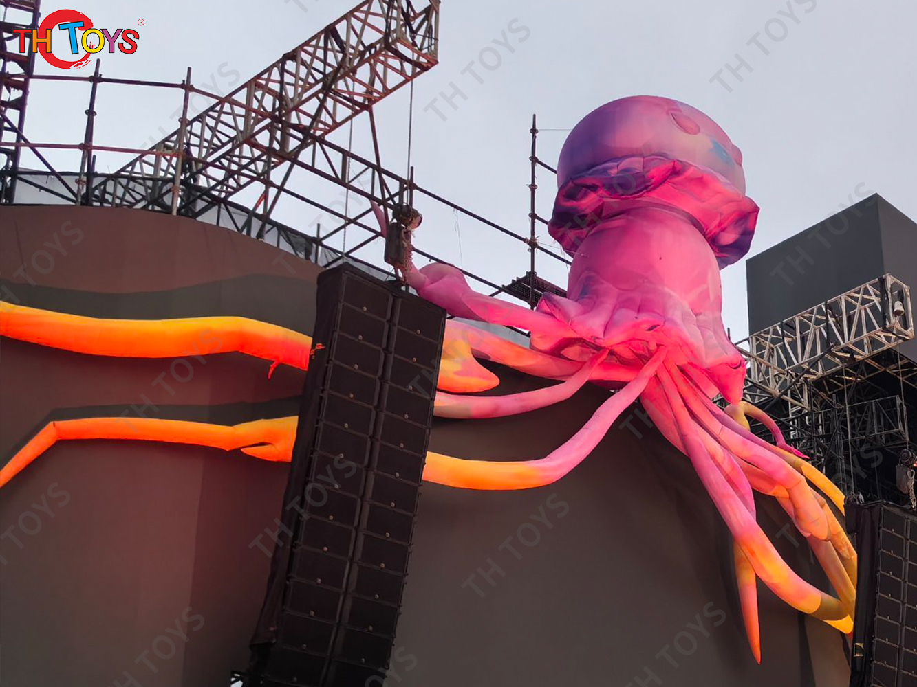 Giant Inflatable Cartoon Octopus Air Blow Squid with Tentacles Nightclub Wall Decoration Halloween Event Advertising Props