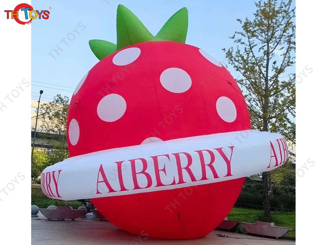 Outdoor Advertising 6mH Giant Inflatable Strawberry Balloon 3D Blow Up Strawberry Inflatables Air Balloon for Stage Decoration