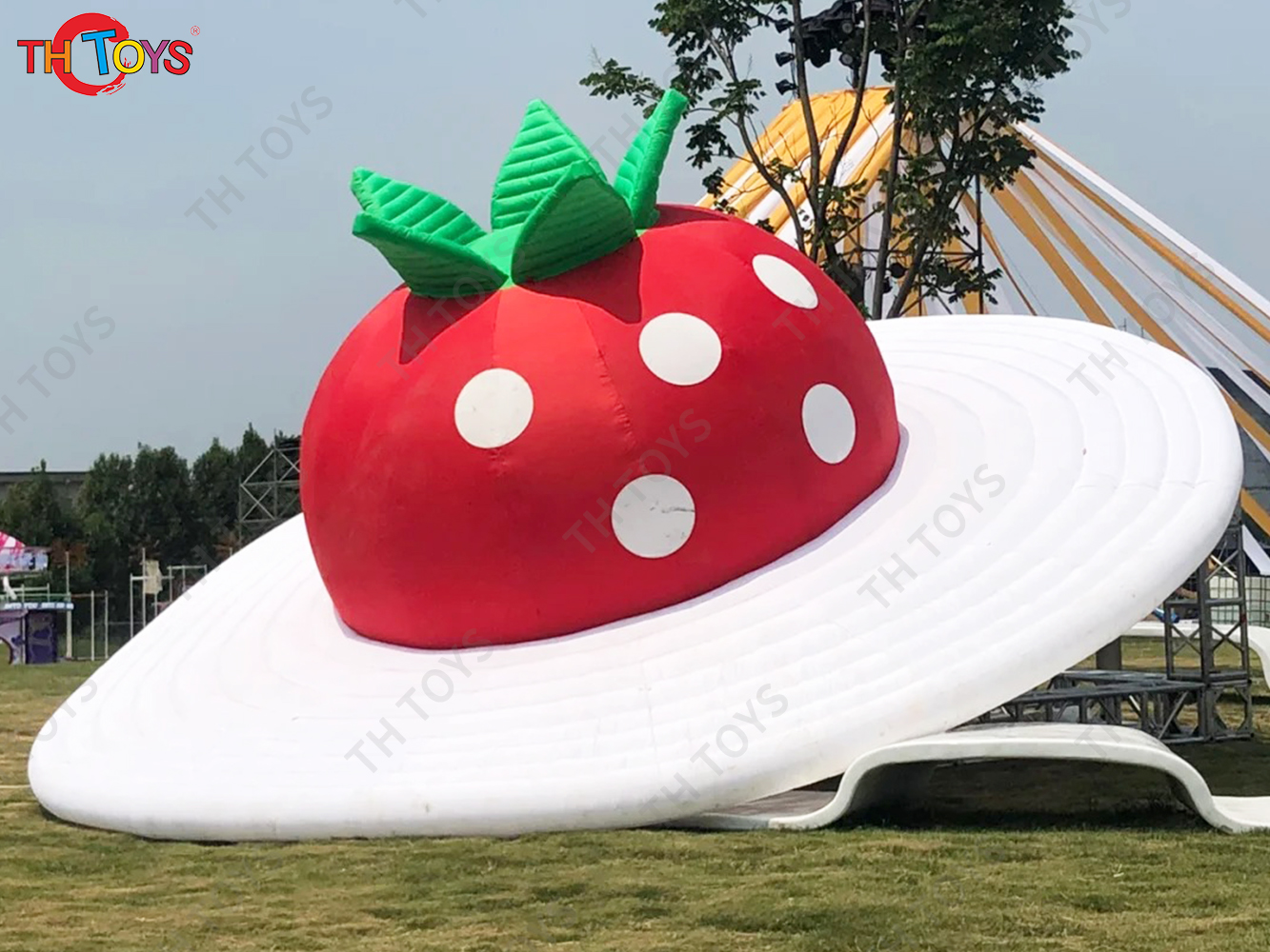 Giant Inflatable Strawberry Device Inflatable Strawberry Balloon