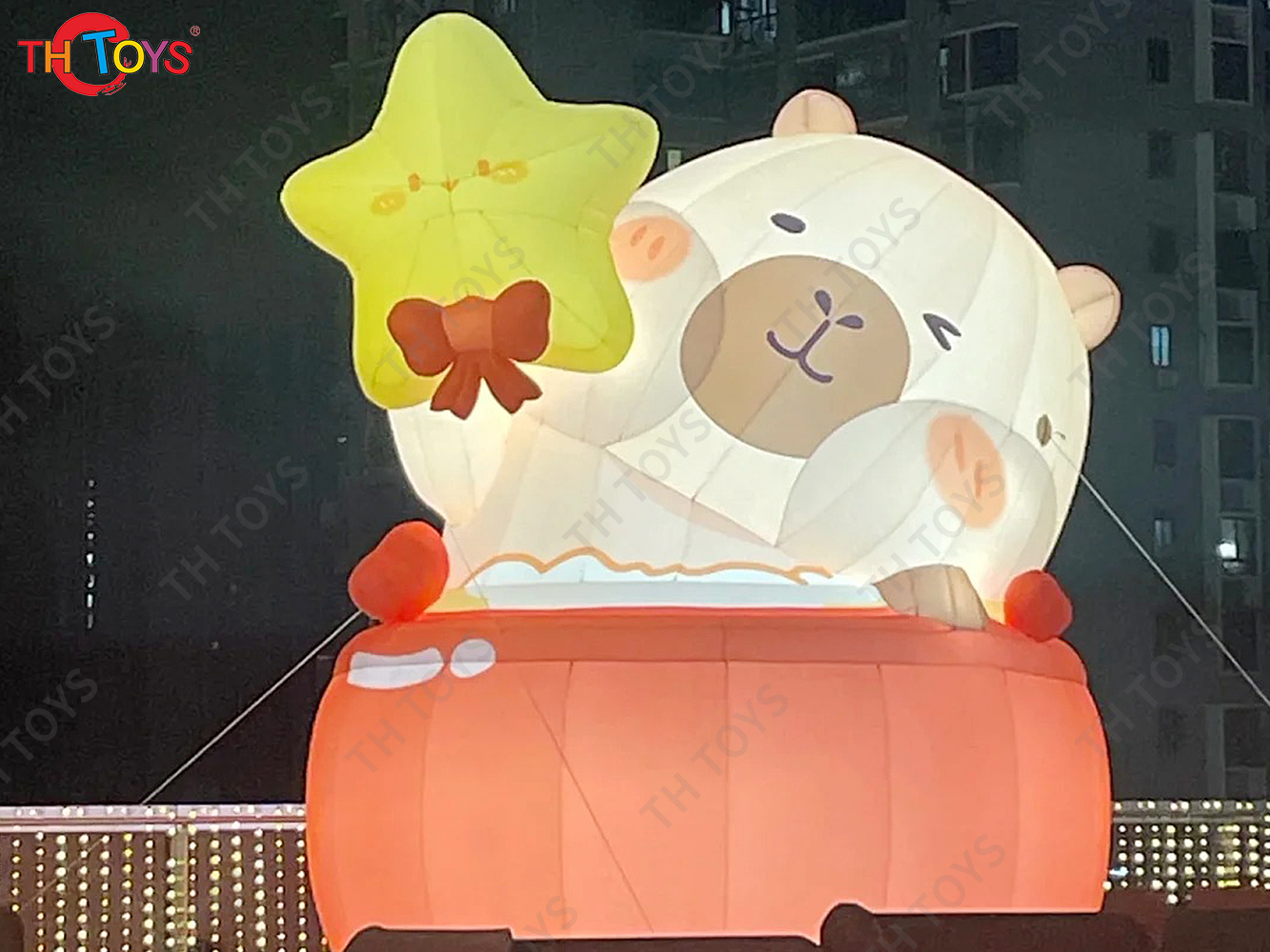 Commercial Advertising Giant Inflatable Capybara Cartoon Inflatable Animals Replica for Center Park Yard Decor