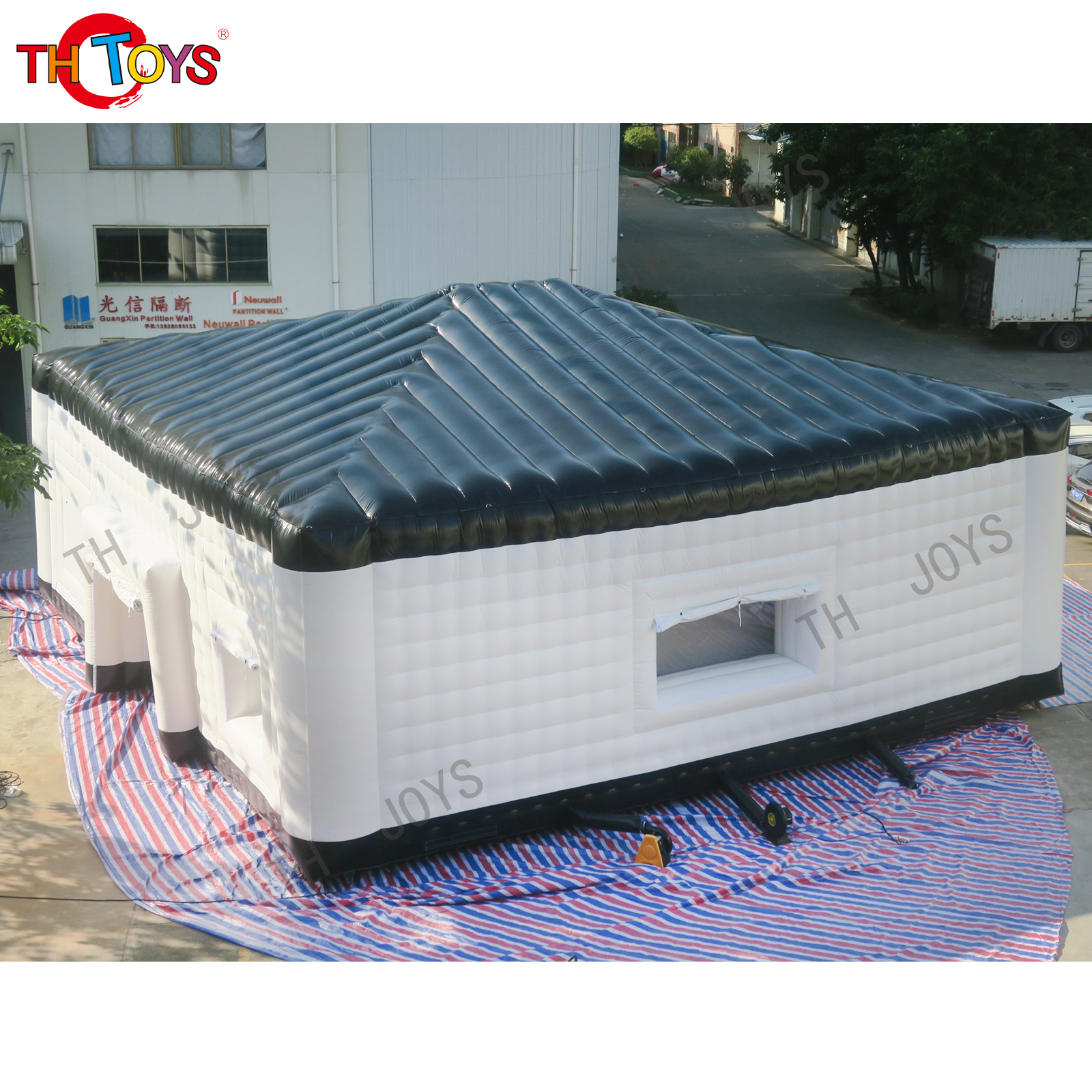 Inflatable Bubble Room-27