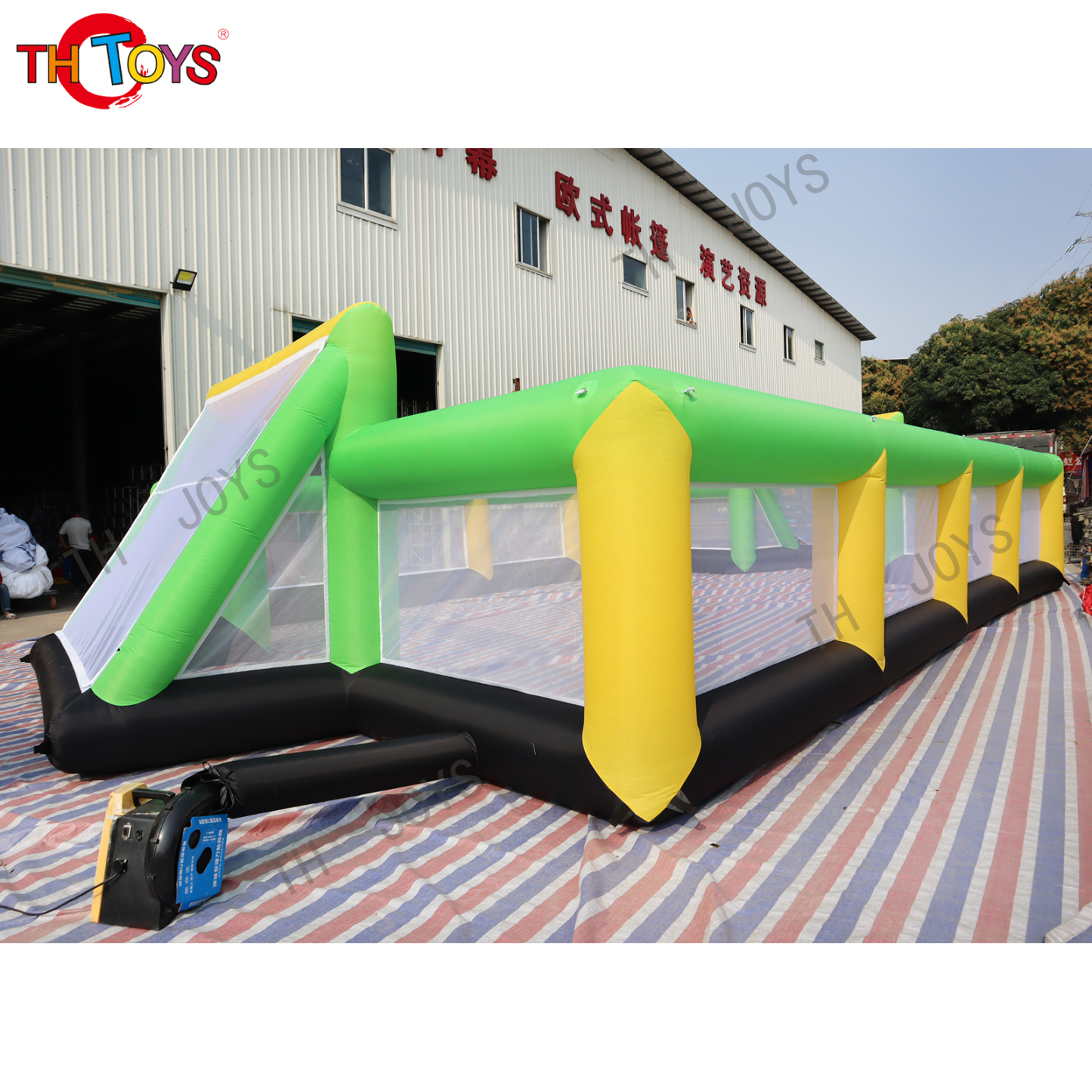 Inflatable Court-04