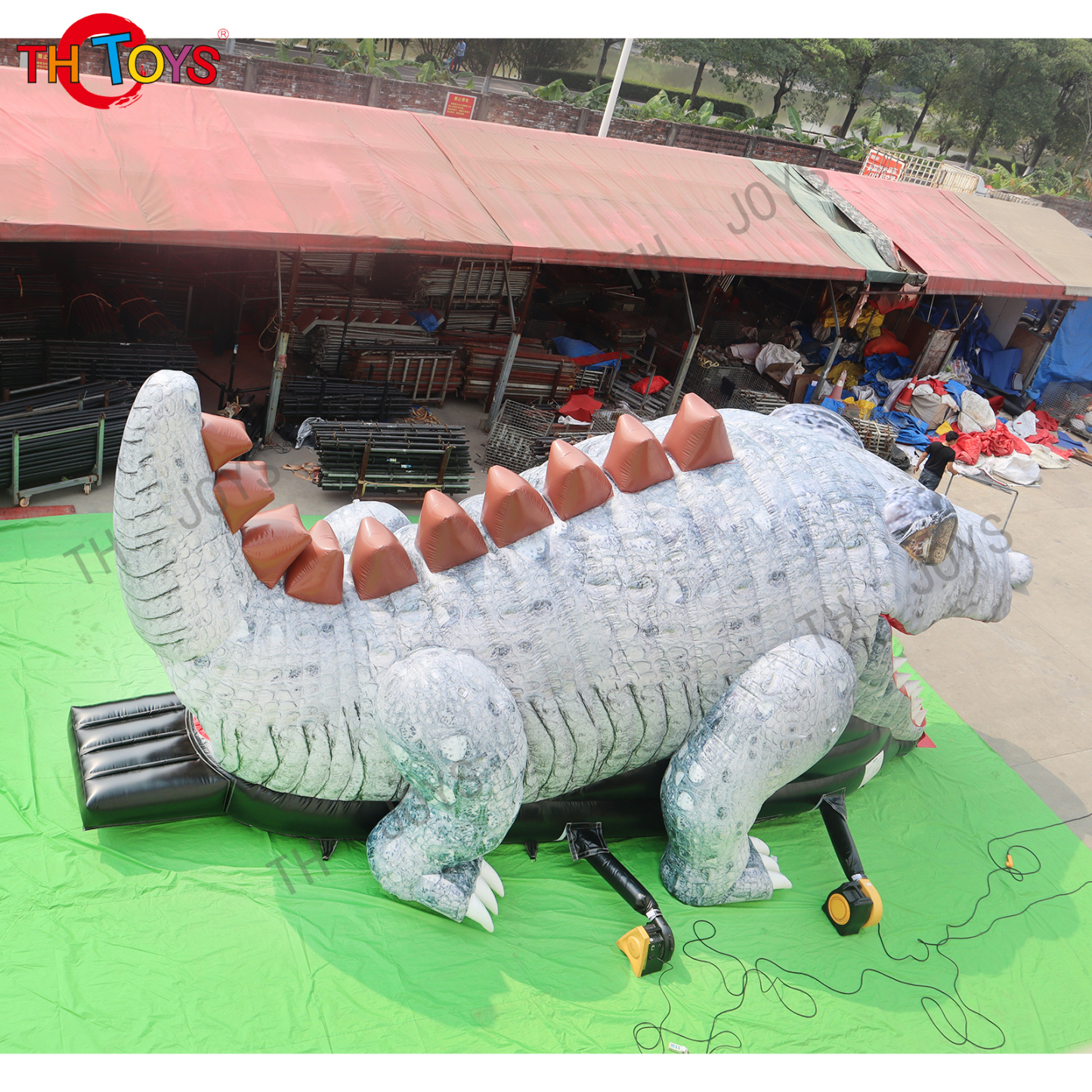 Inflatable slide-31