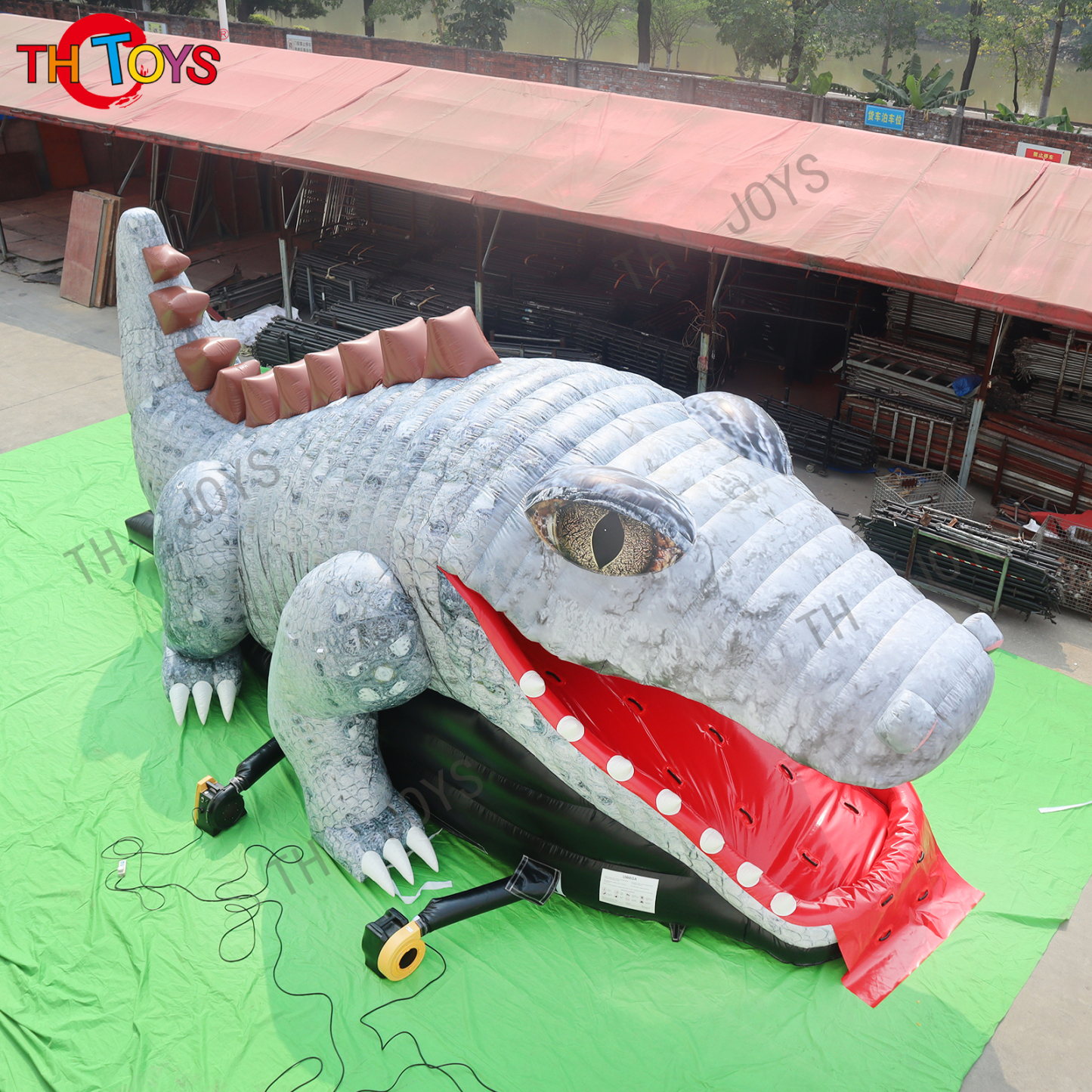 Inflatable slide-31