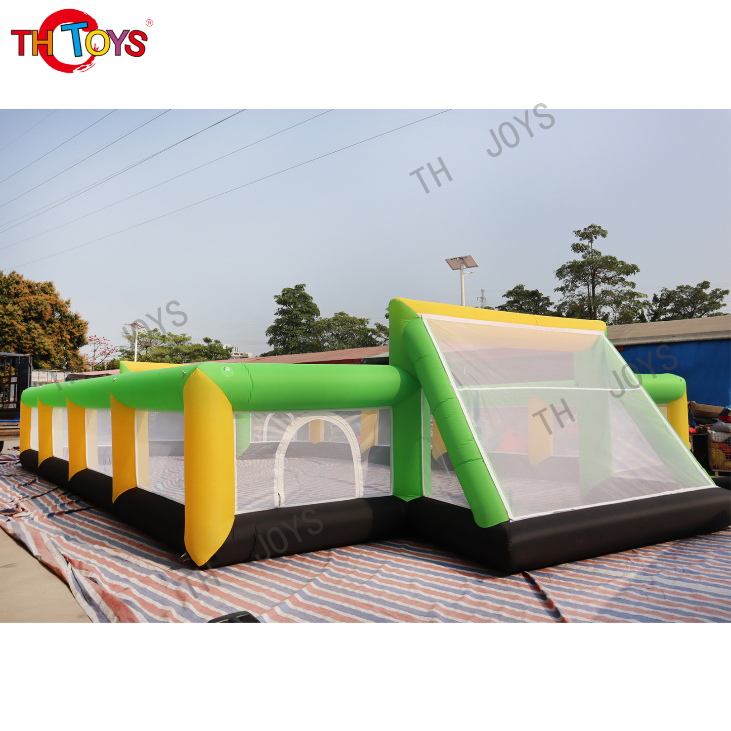 Inflatable Court-04