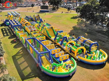 50mL Giant Running Tunnel Big Inflatable Obstacle Course Bounce House For Outdoor fun play