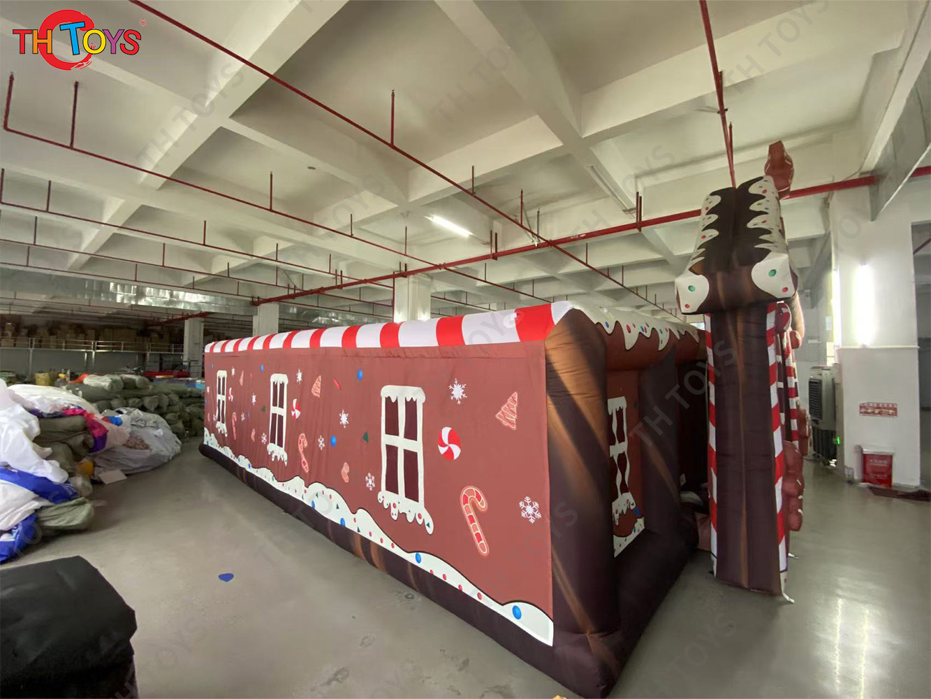 gingerbread Christmas Inflatable Laser Tag Arena, portable Inflatable Maze Games for Christmas party