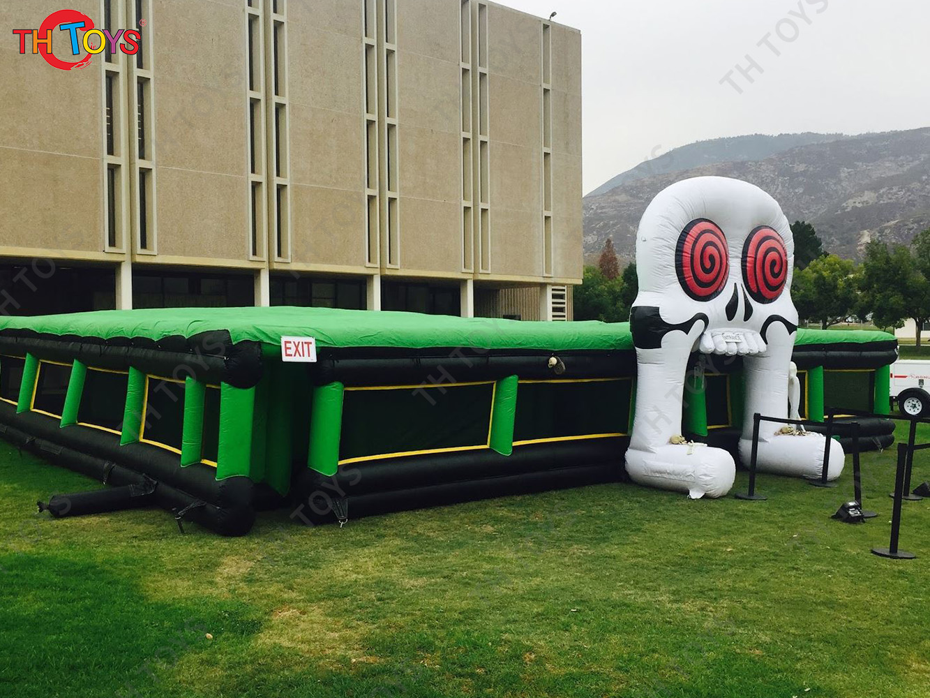 customized big inflatable maze laser tag game labyrinth puzzle field for kids adults