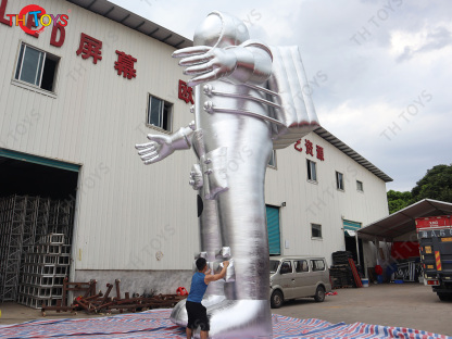 Silver Giant Inflatable Astronaut Hero Air Blow Spaceman Standing Balloon Advertising Props for Event Stage Decoration