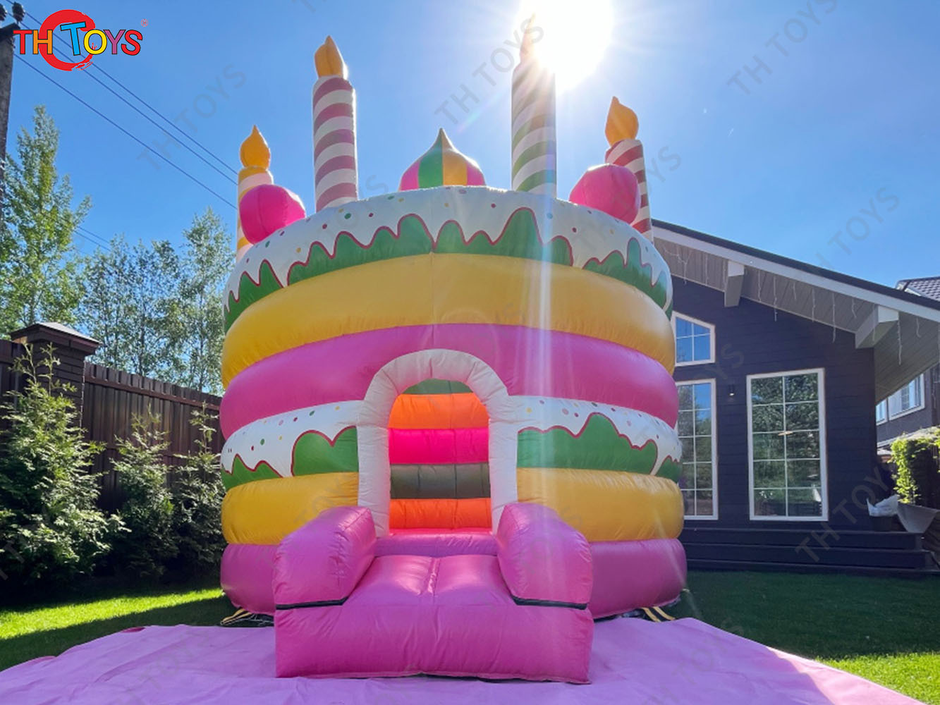 Inflatable Cake Bouncer Castles with cover Child Jumping Bouncy Castle Trampoline Bounce House Inflatable Bouncer