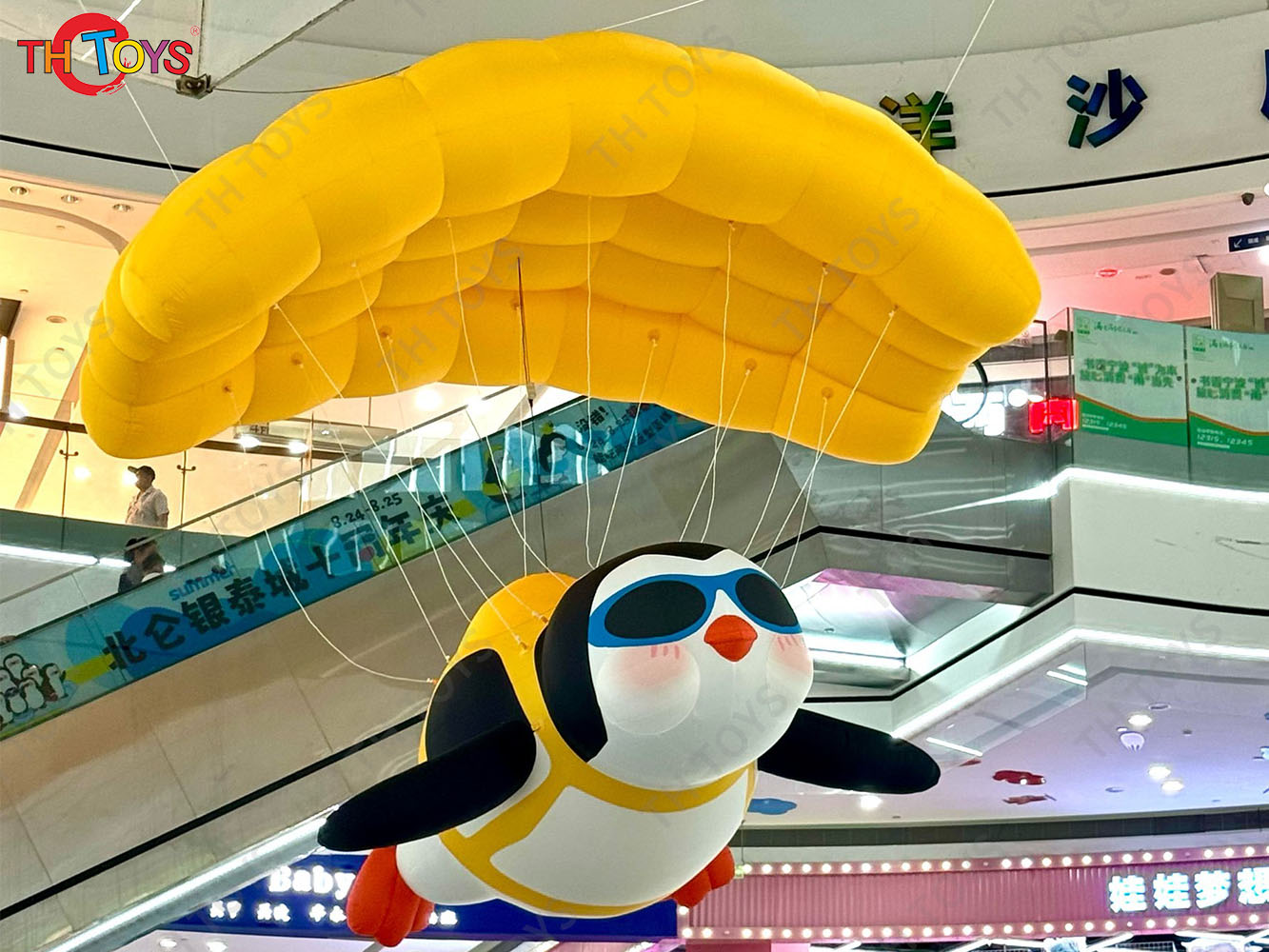 Shopping Mall Decoration Inflatable Penguin Flying Model Commercial Inflatable Hot Air Balloon Advertising Balloon for Sale