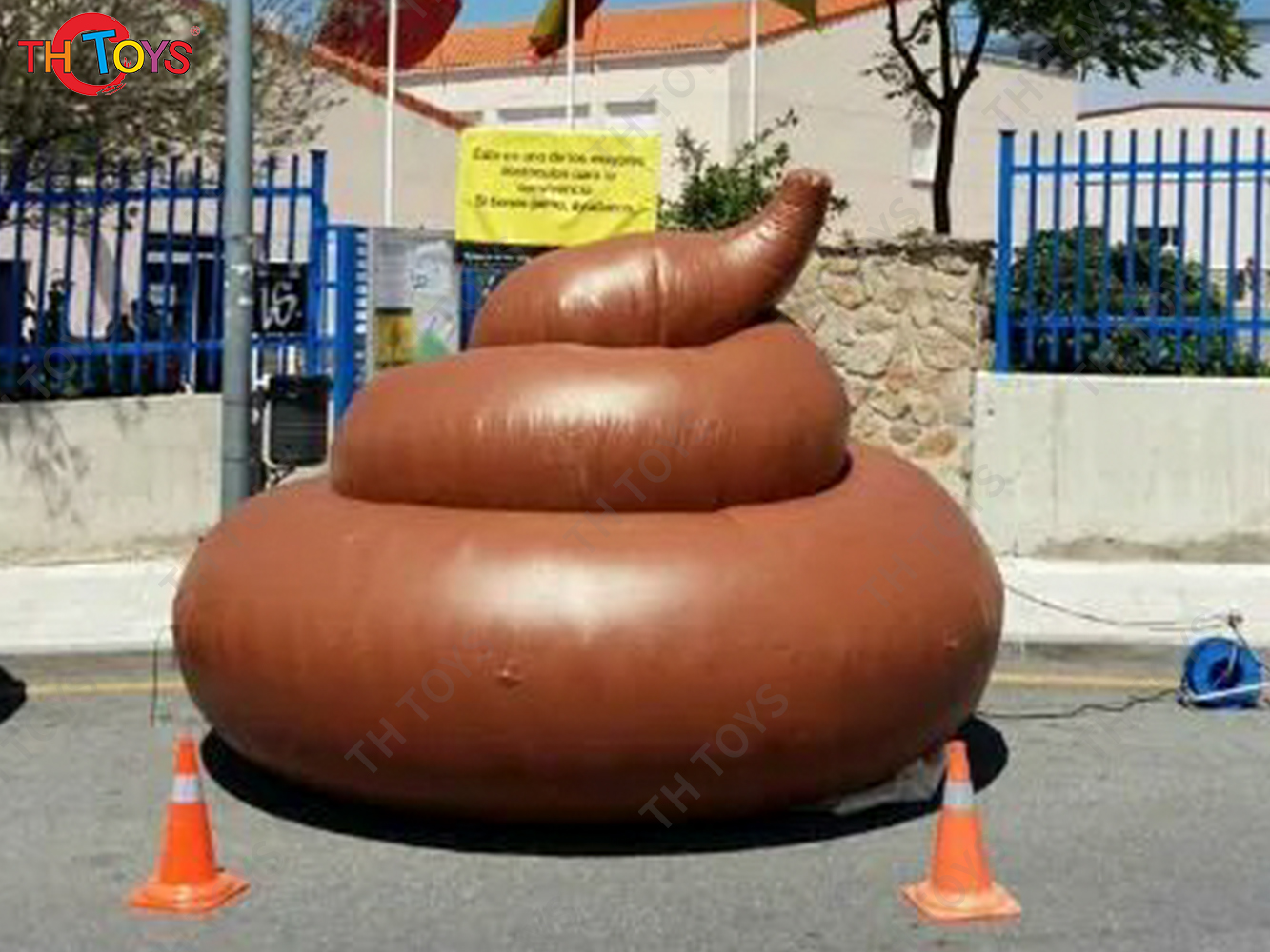 Giant Stinky Inflatable Poop Model Gross Blow Up Inflatable Shit Replica Ground Balloon with Blower