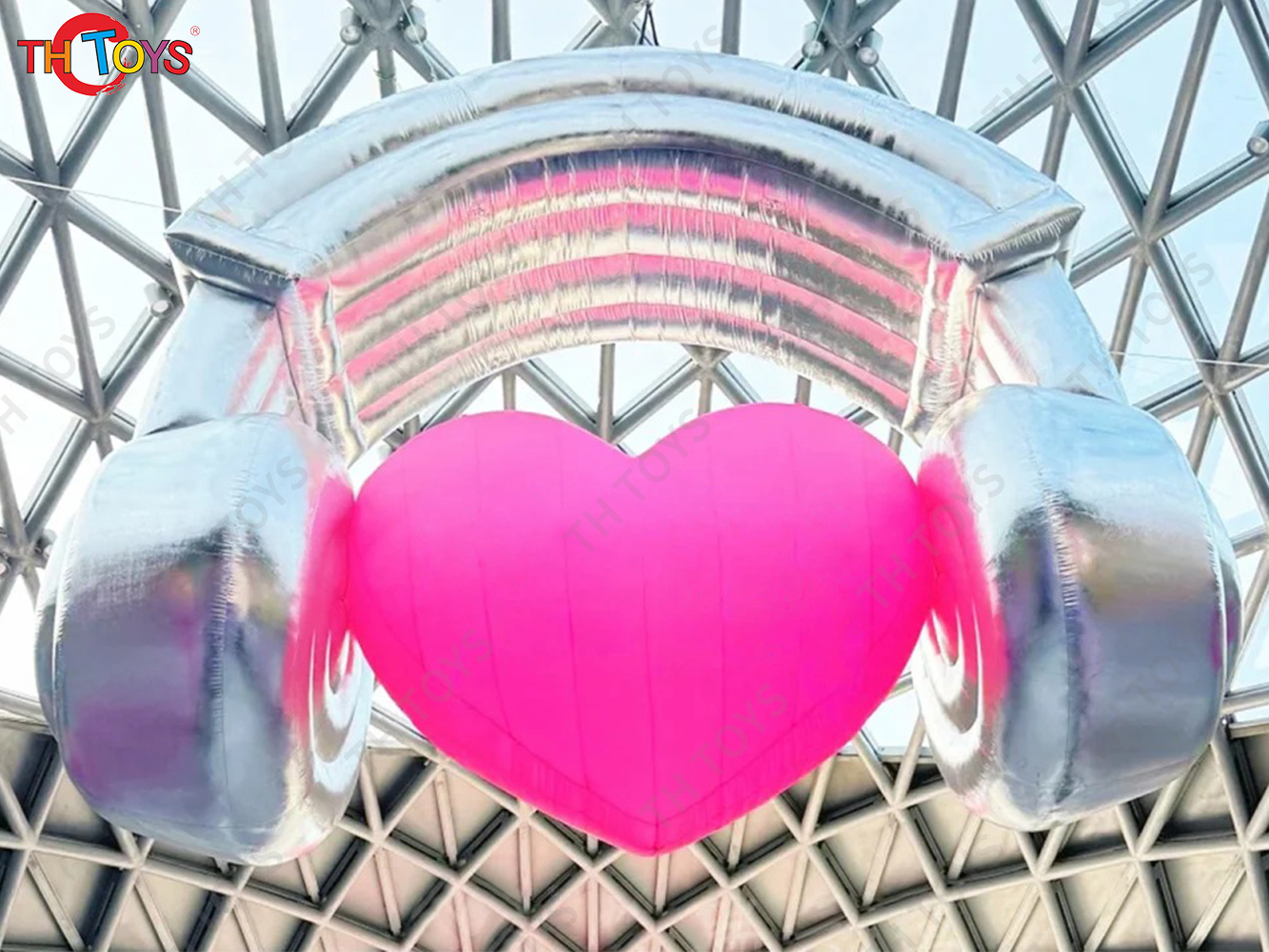 Commercial Advertising Inflatable Heart Balloon with Head Phone Blow Up Inflatable Pink Heart-Shaped Ground Balloon Decoration